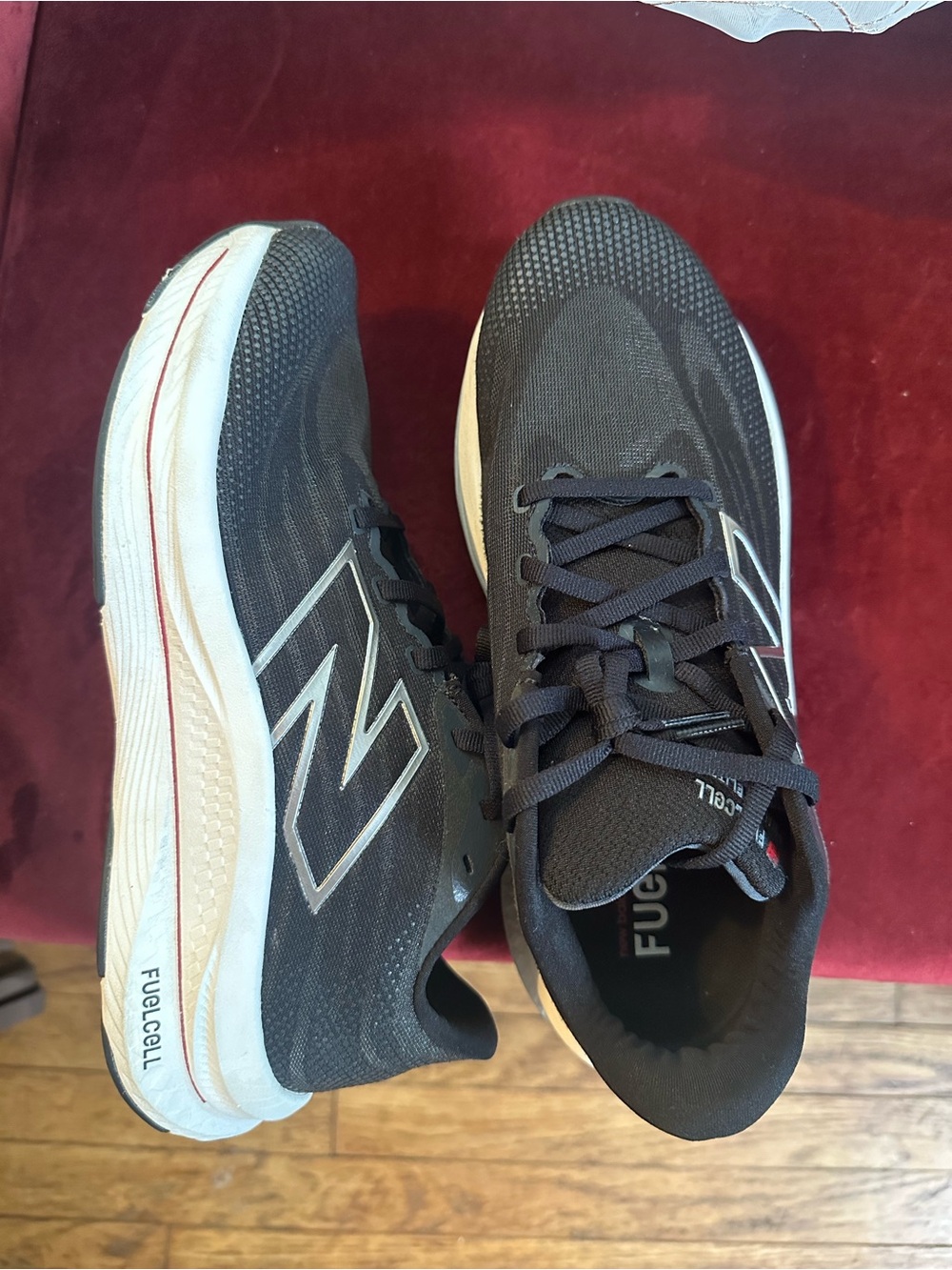 New Balance Black & White FuelCell Women’s 9 Wide Men’s 7.5 Wide Running Shoes